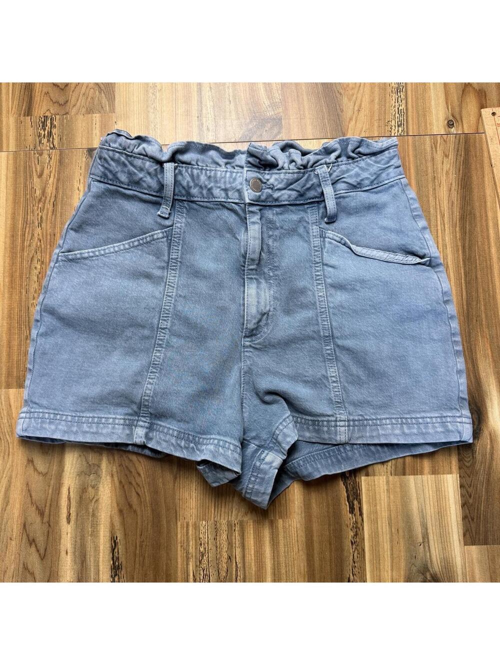 Universal Thread blue denim shorts